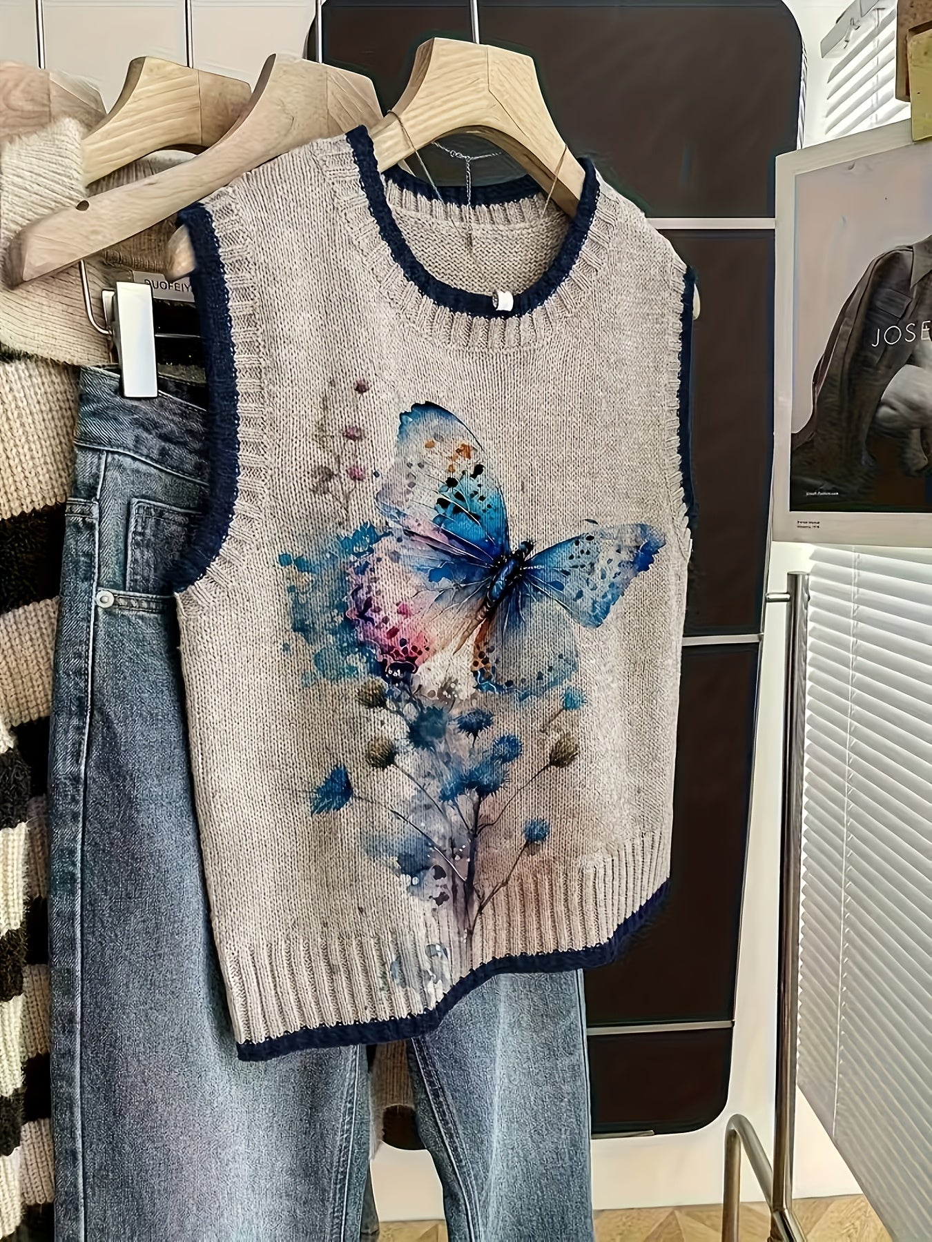 Butterfly Gradient Knit Vest