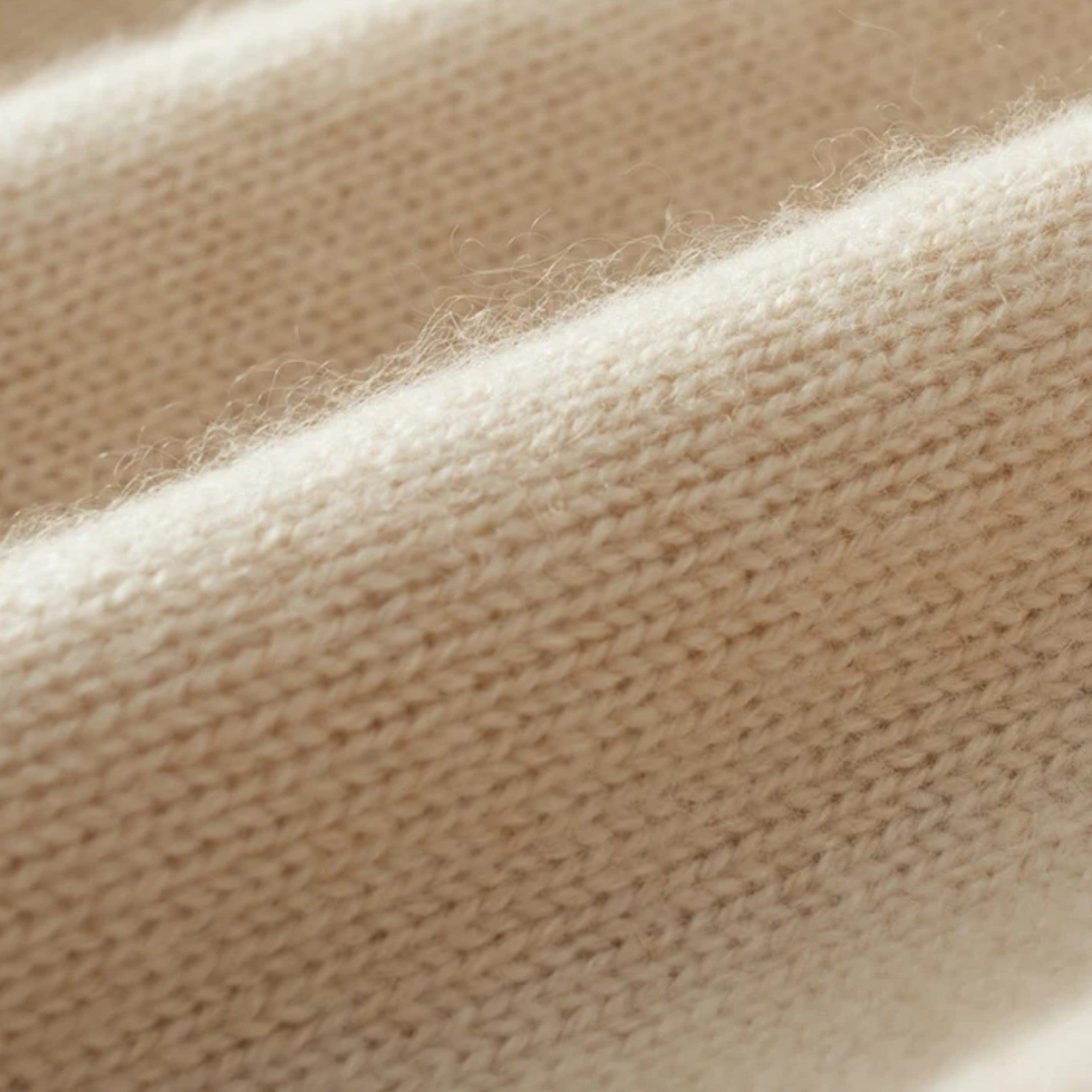 Women's Cashmere Turtleneck Sweater