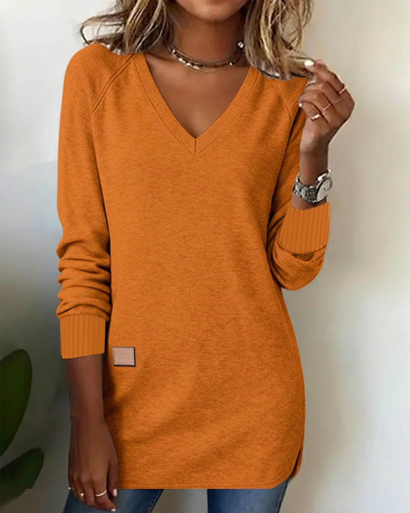 Wilhelmine | Trendy V-neck Sweatshirt
