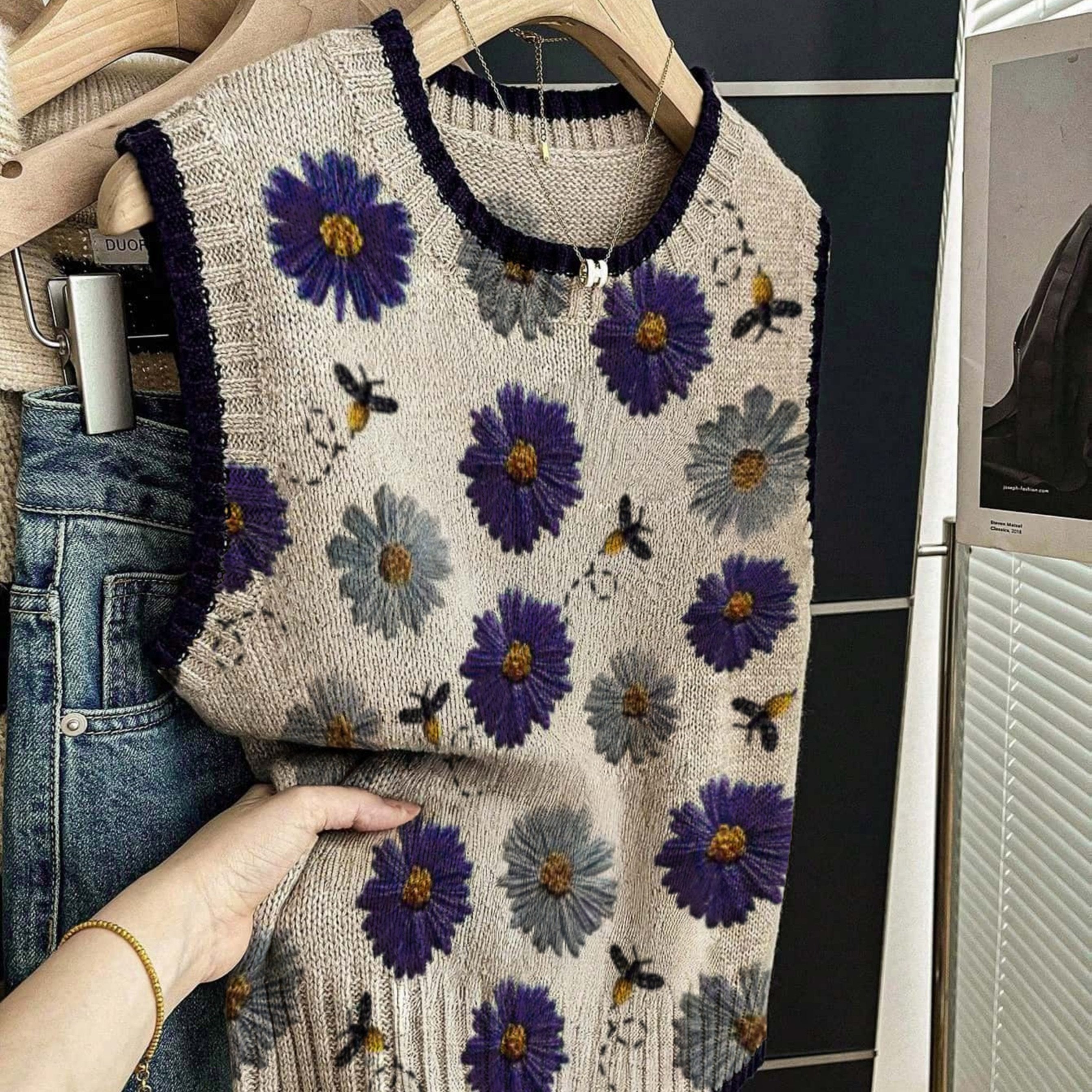 Modern Color Block Knit Vest