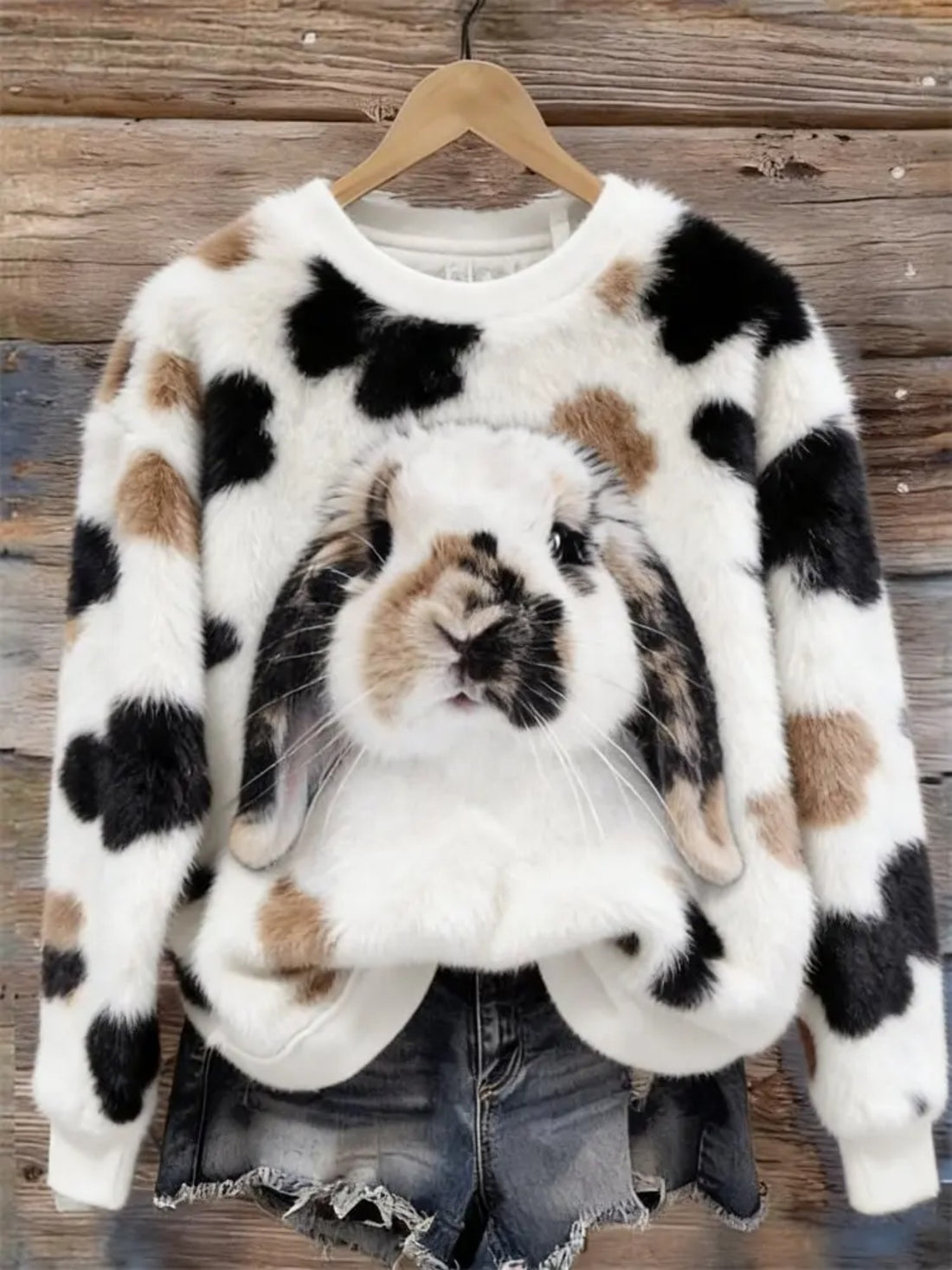 Three-Color Rabbit Graphic Crew Neck Sweatshirt