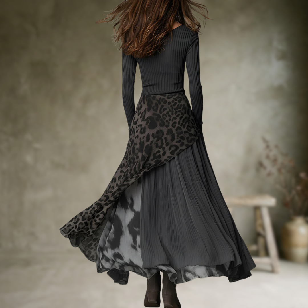 Kema | Long Dress with Elegant Leopard Print
