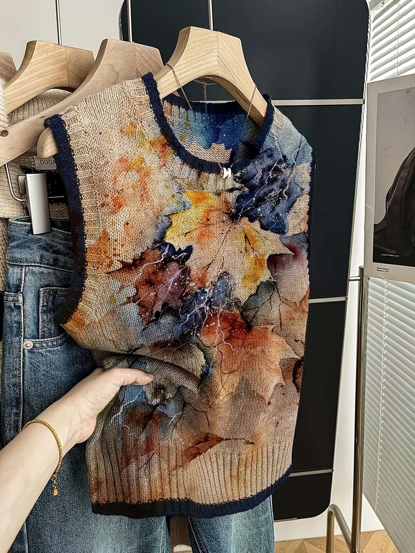 Maple Leaf Gradient Vest