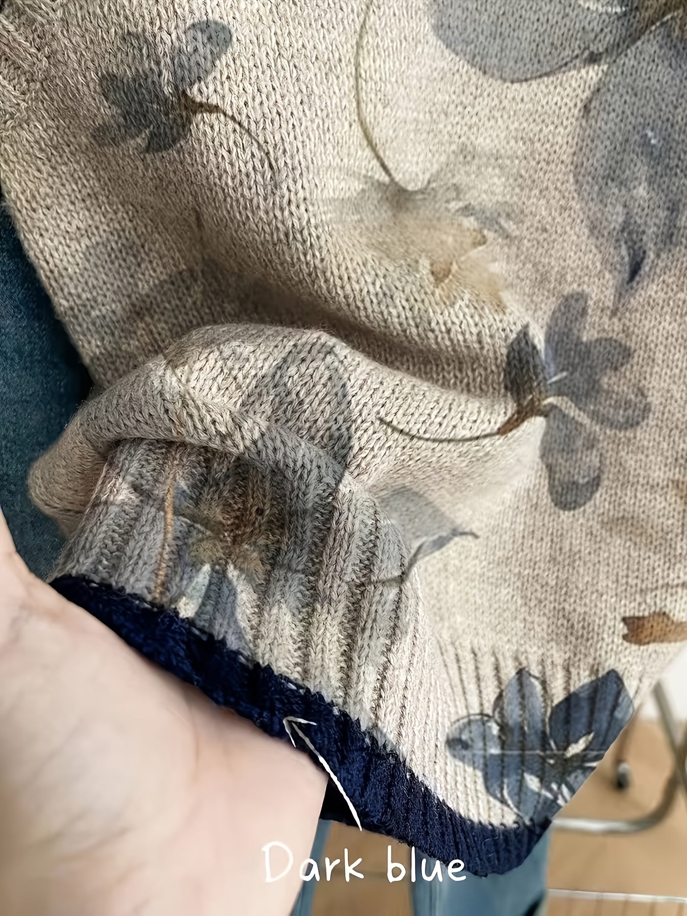 Gradient Floral Knit Vest