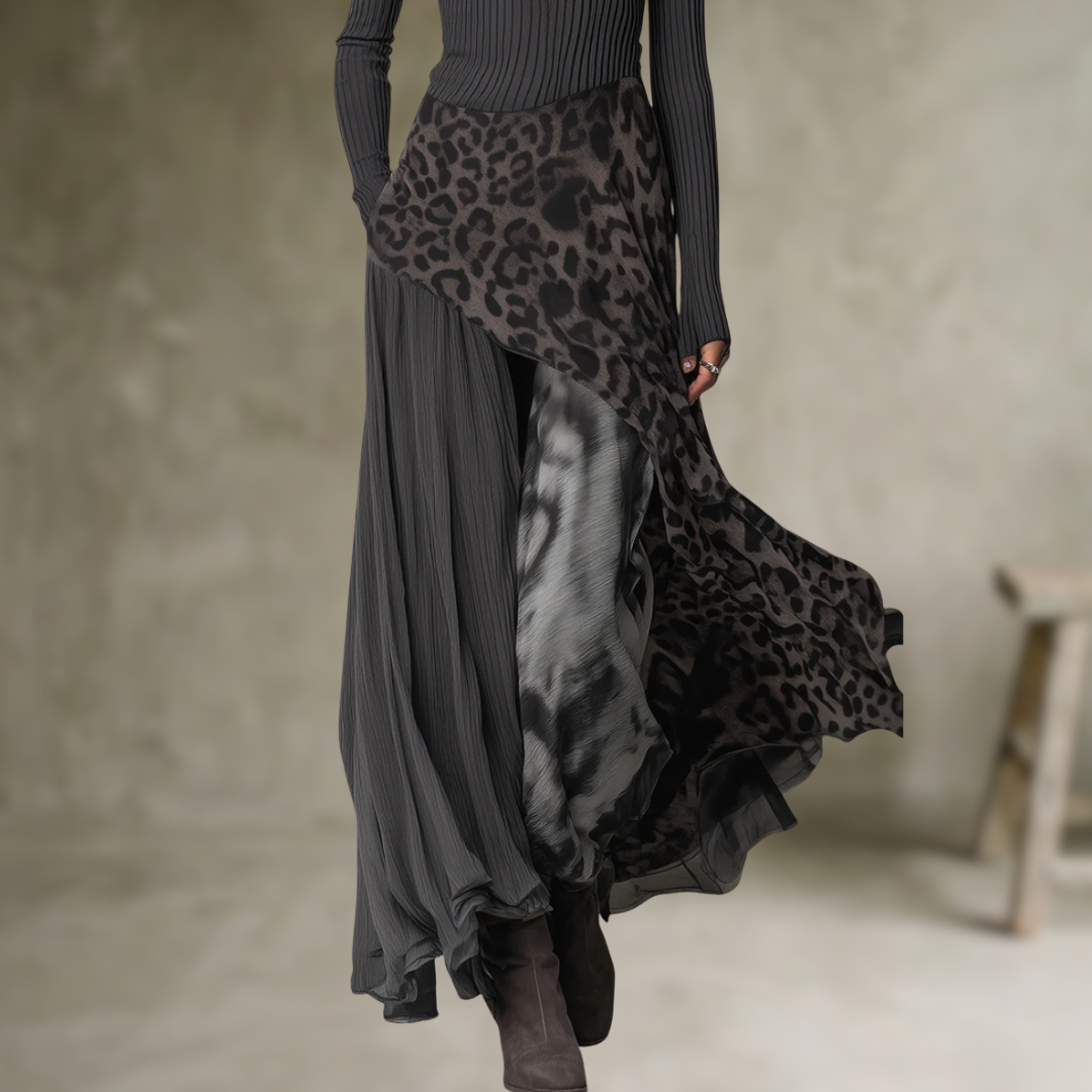 Kema | Long Dress with Elegant Leopard Print