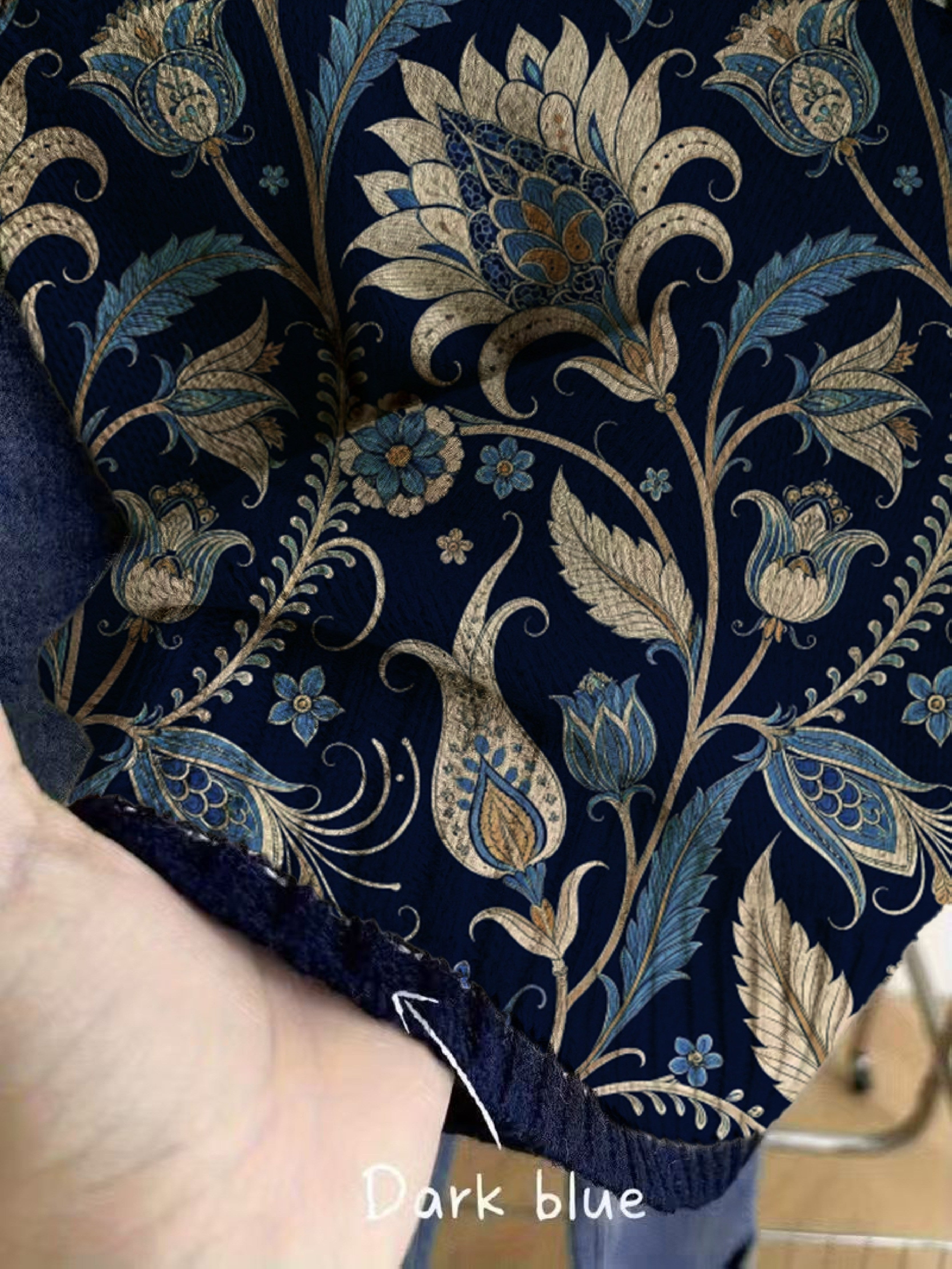 Paisley Pattern Crew Vest