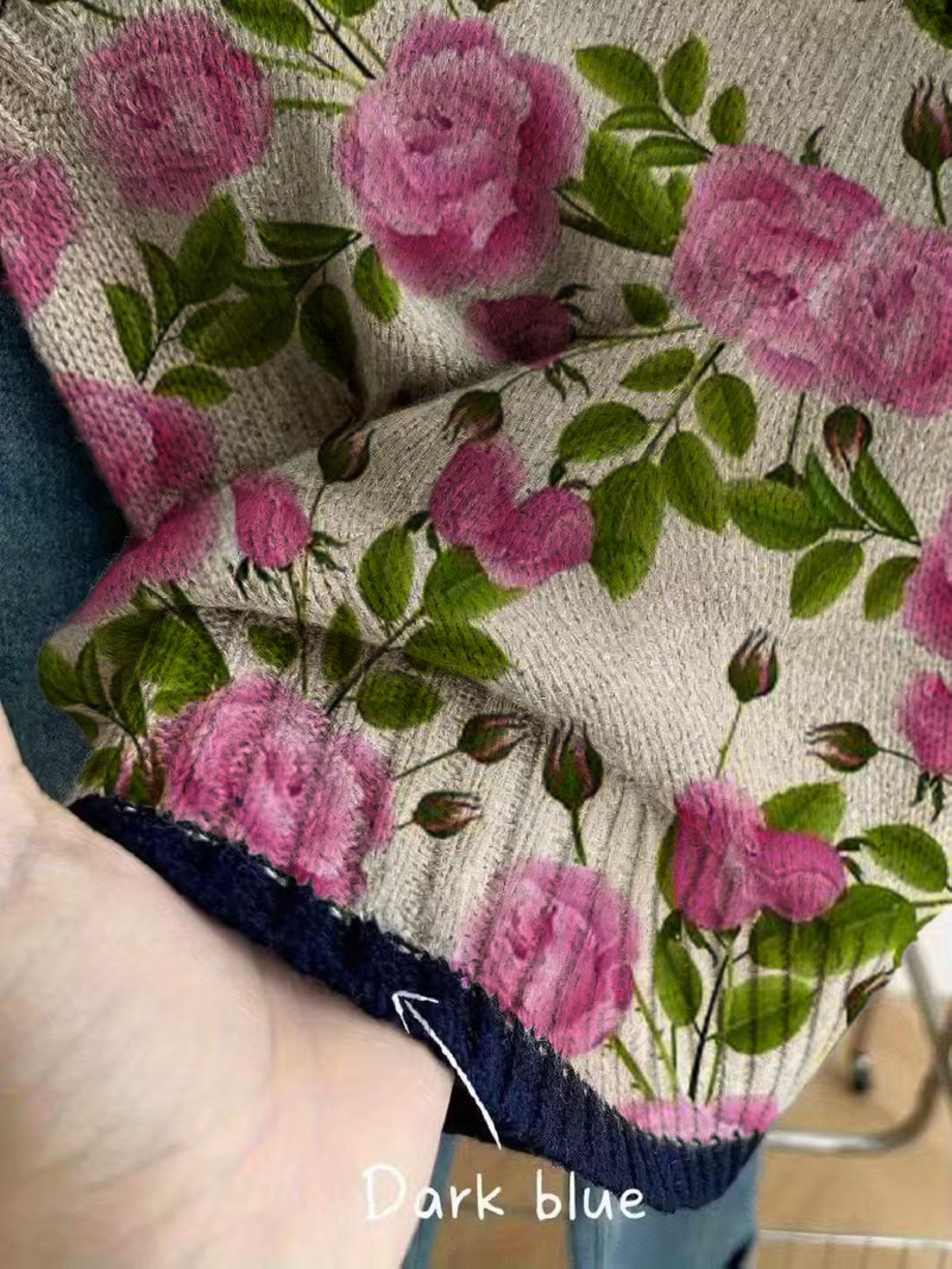 Rose Detail Crew Neck Vest