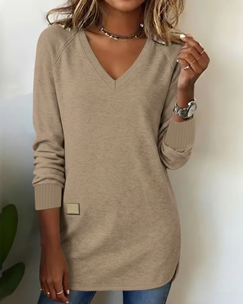 Wilhelmine | Trendy V-neck Sweatshirt