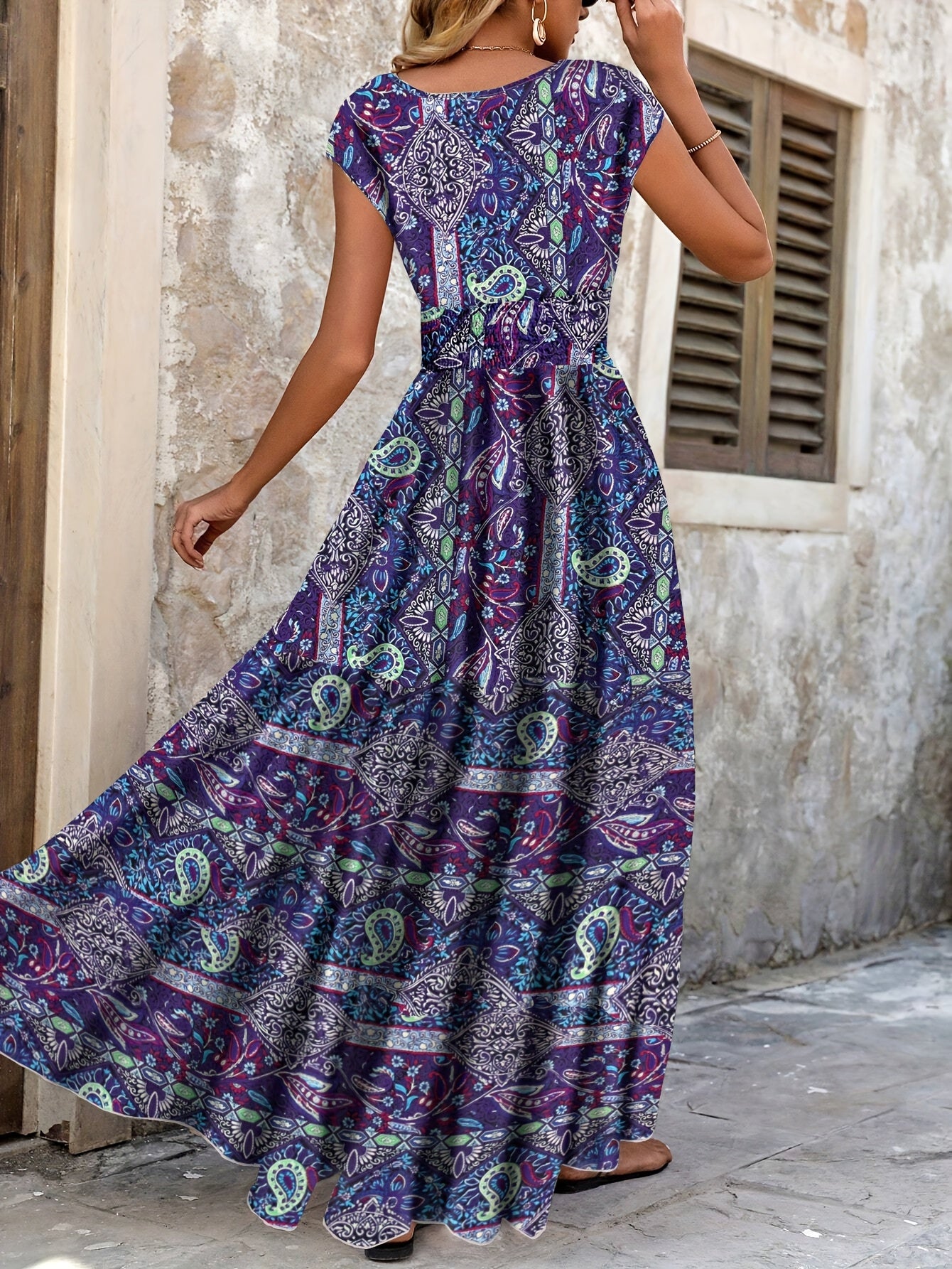 Printed Sleeveless Summer V-Neck Dress