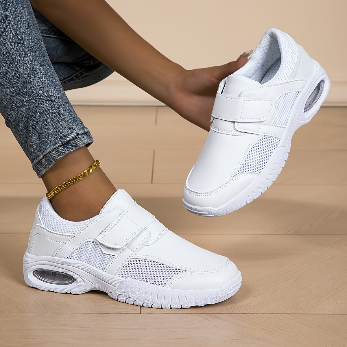 NurseCare Cushioned Work Sneakers