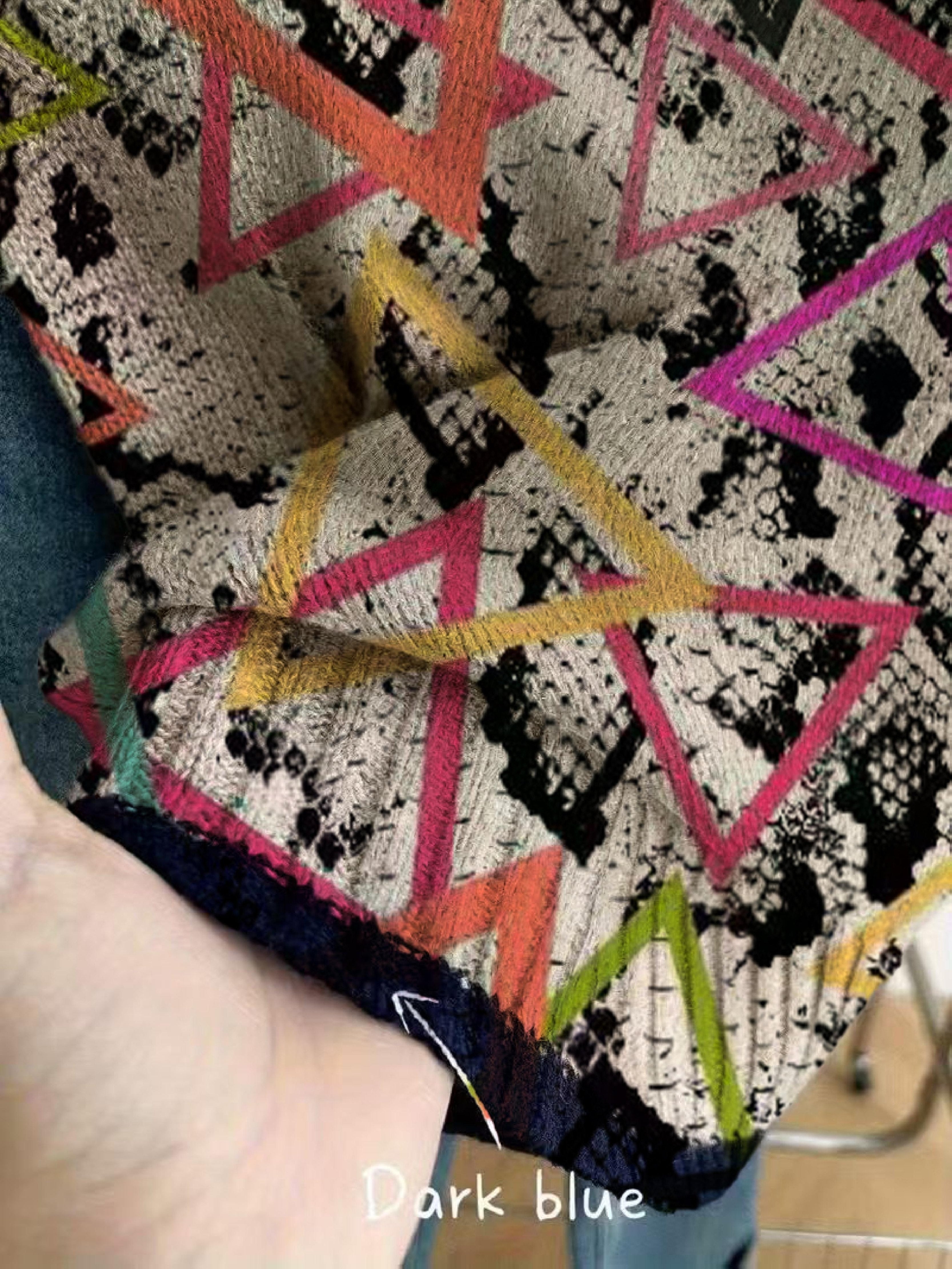 Geometric Pattern Knit Vest