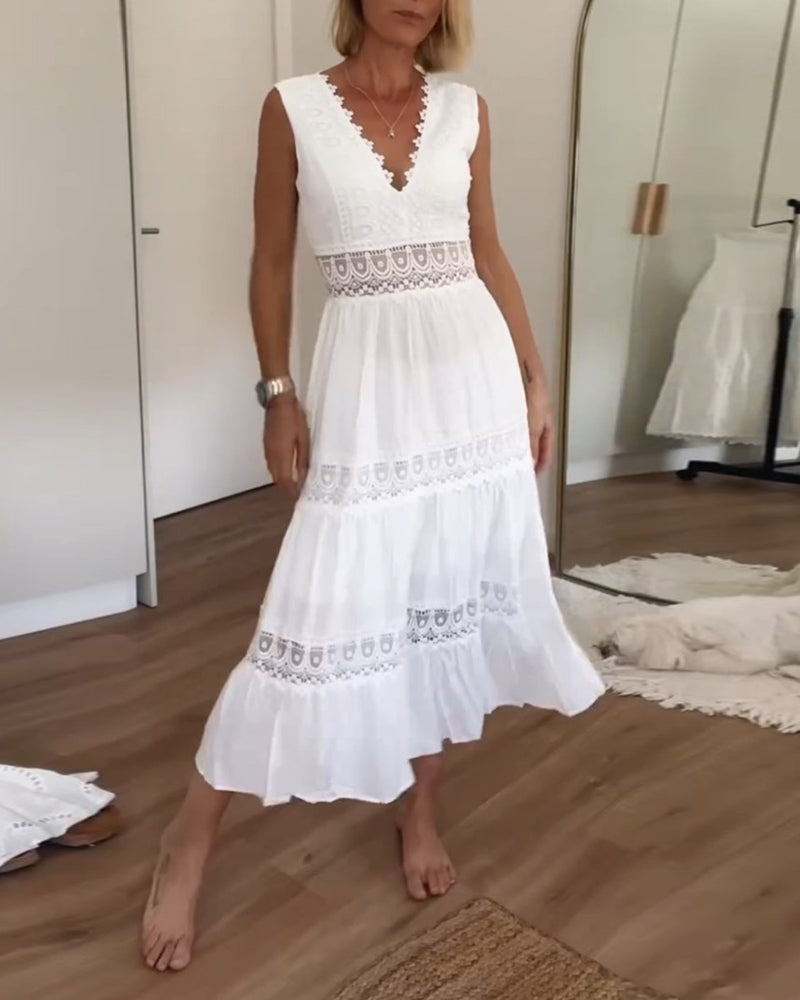 Aurélie | Lace V-Neck Dress