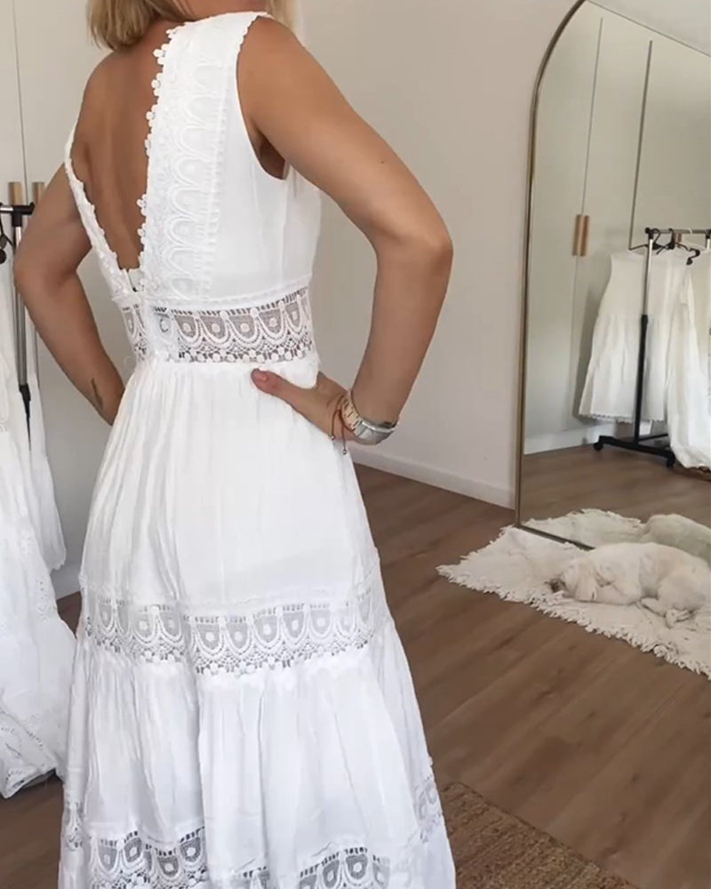 Aurélie | Lace V-Neck Dress