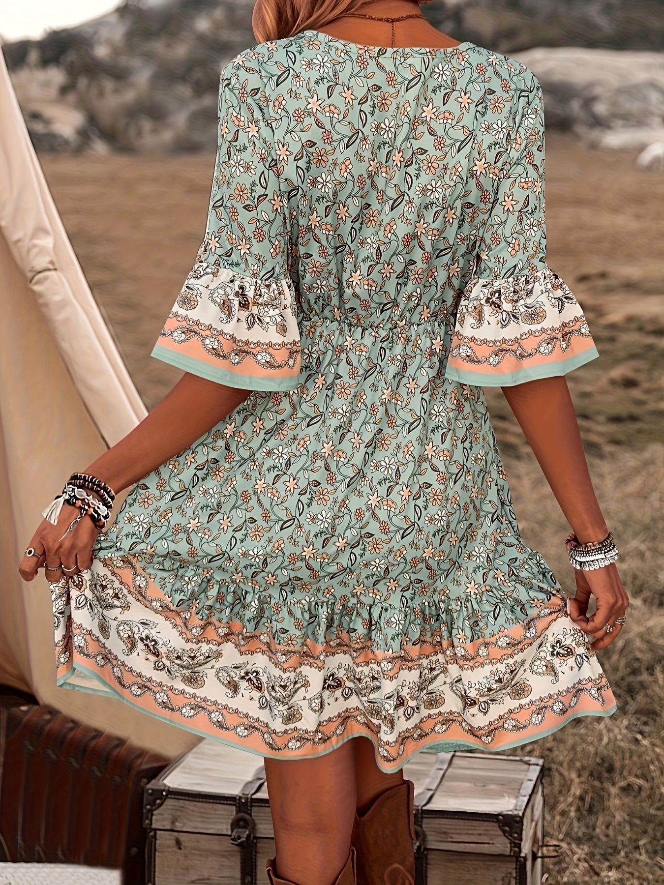 Elegant Floral Print Waist Flared Sleeve Dress