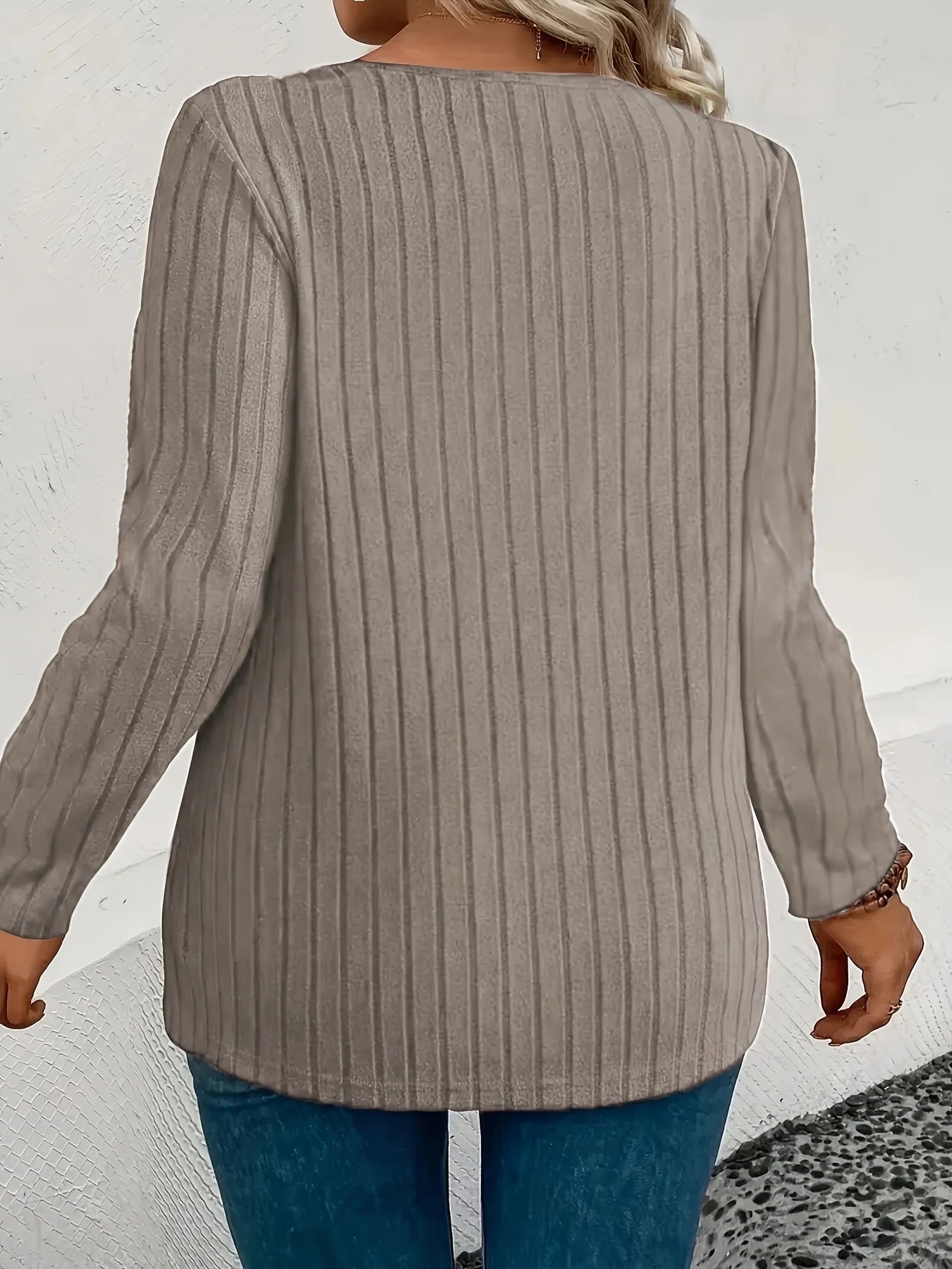 Plus Size Relaxed Long Sleeve Casual Top