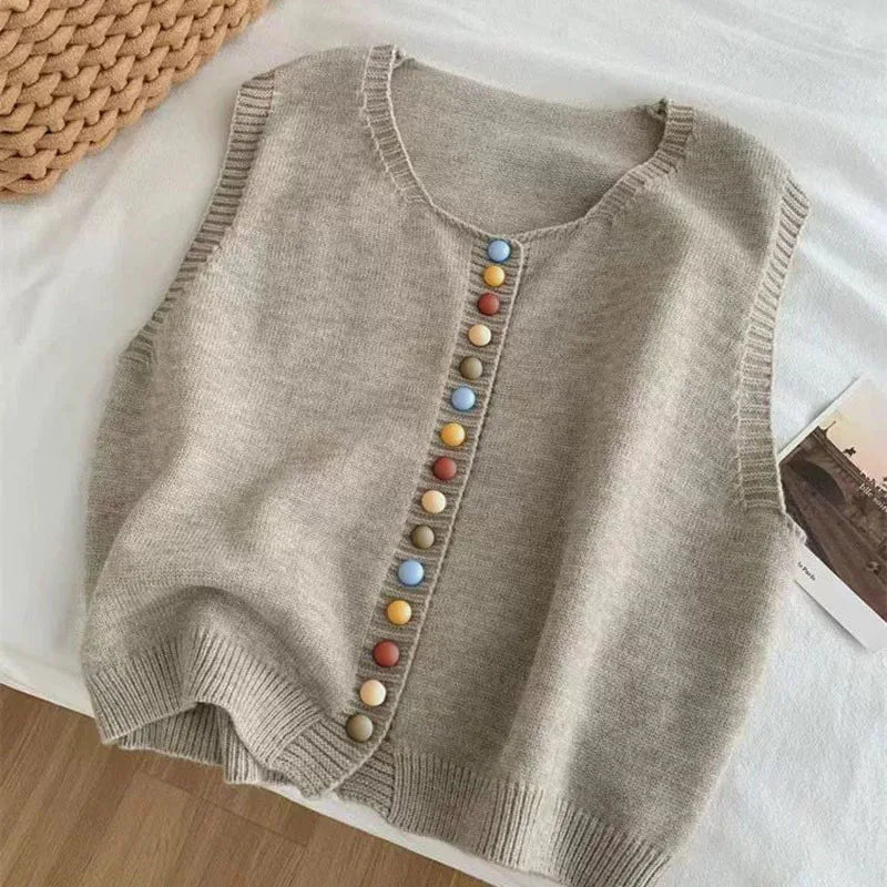 Color-Button Knit Vest