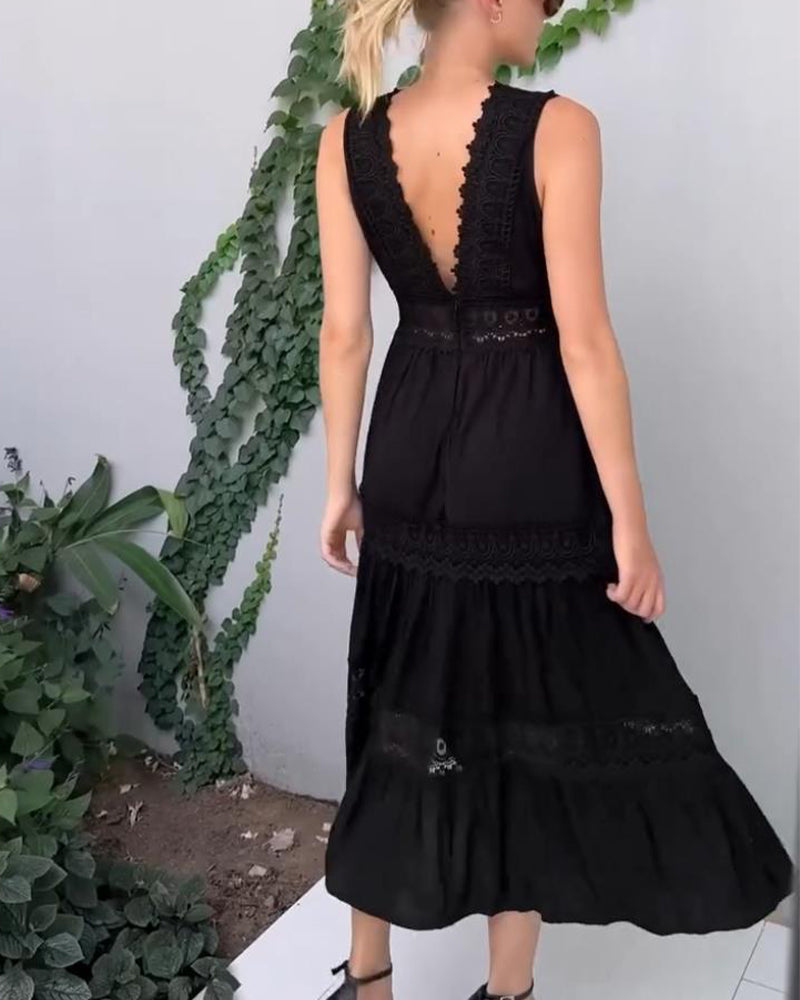 Aurélie | Lace V-Neck Dress