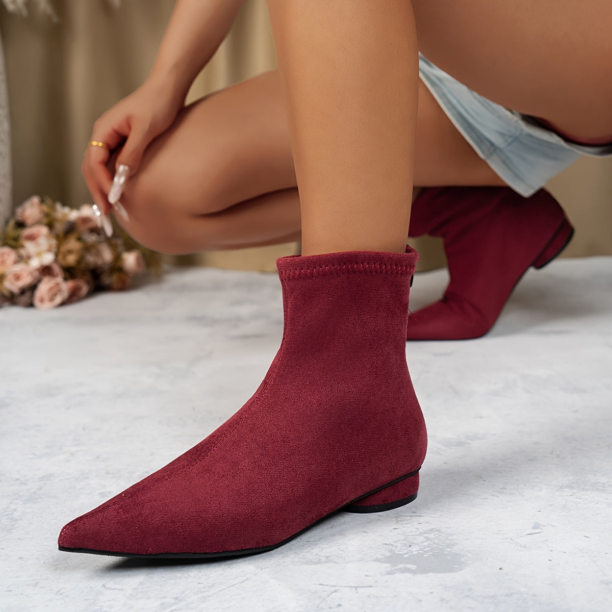Minimalist Stretch Ankle Boots – Low Heel & Sleek Fit