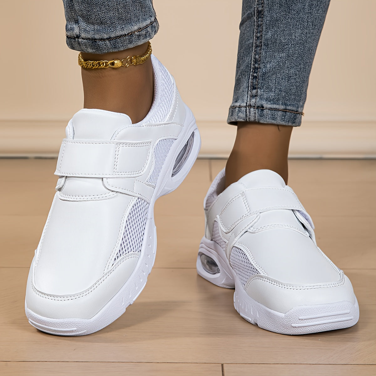 NurseCare Cushioned Work Sneakers