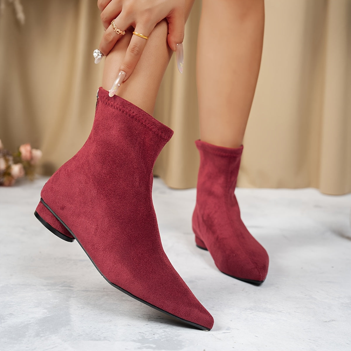 Minimalist Stretch Ankle Boots – Low Heel & Sleek Fit