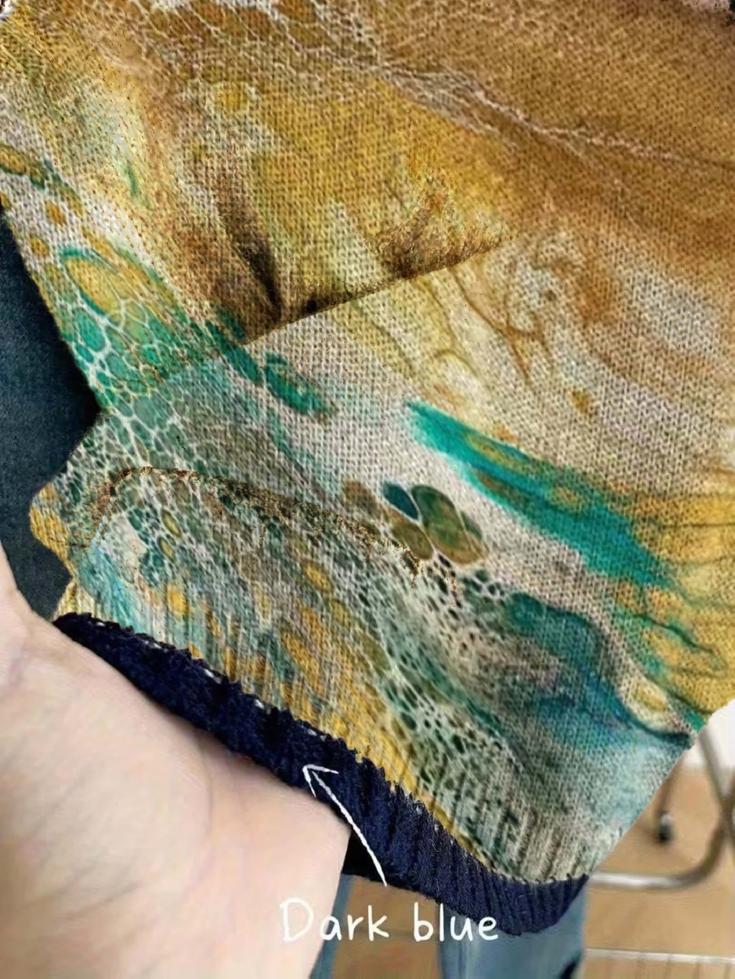 Ombre Detail Crew Neck Vest