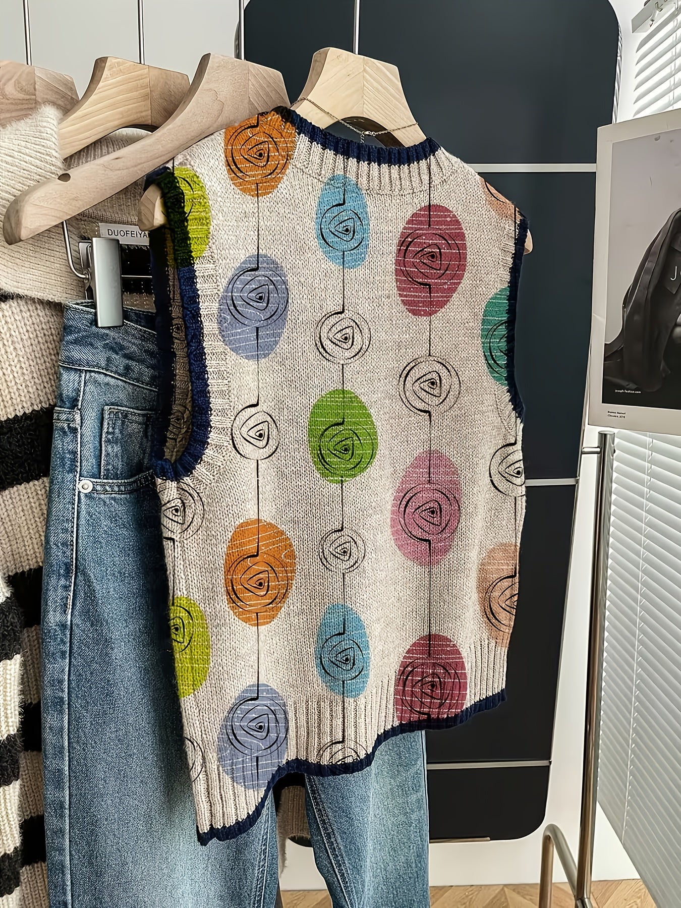 Classic Floral Pattern Vest