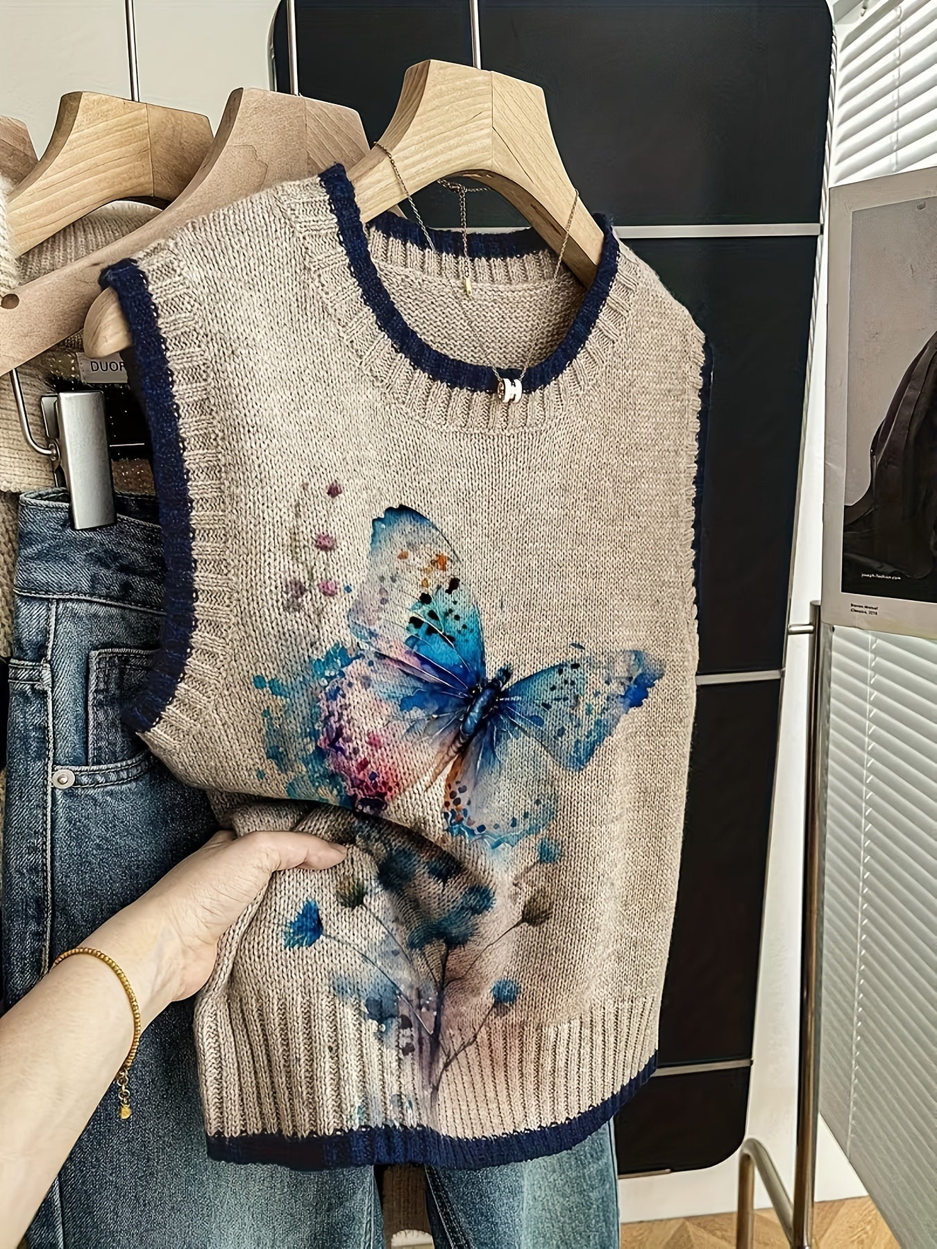 Butterfly Gradient Knit Vest