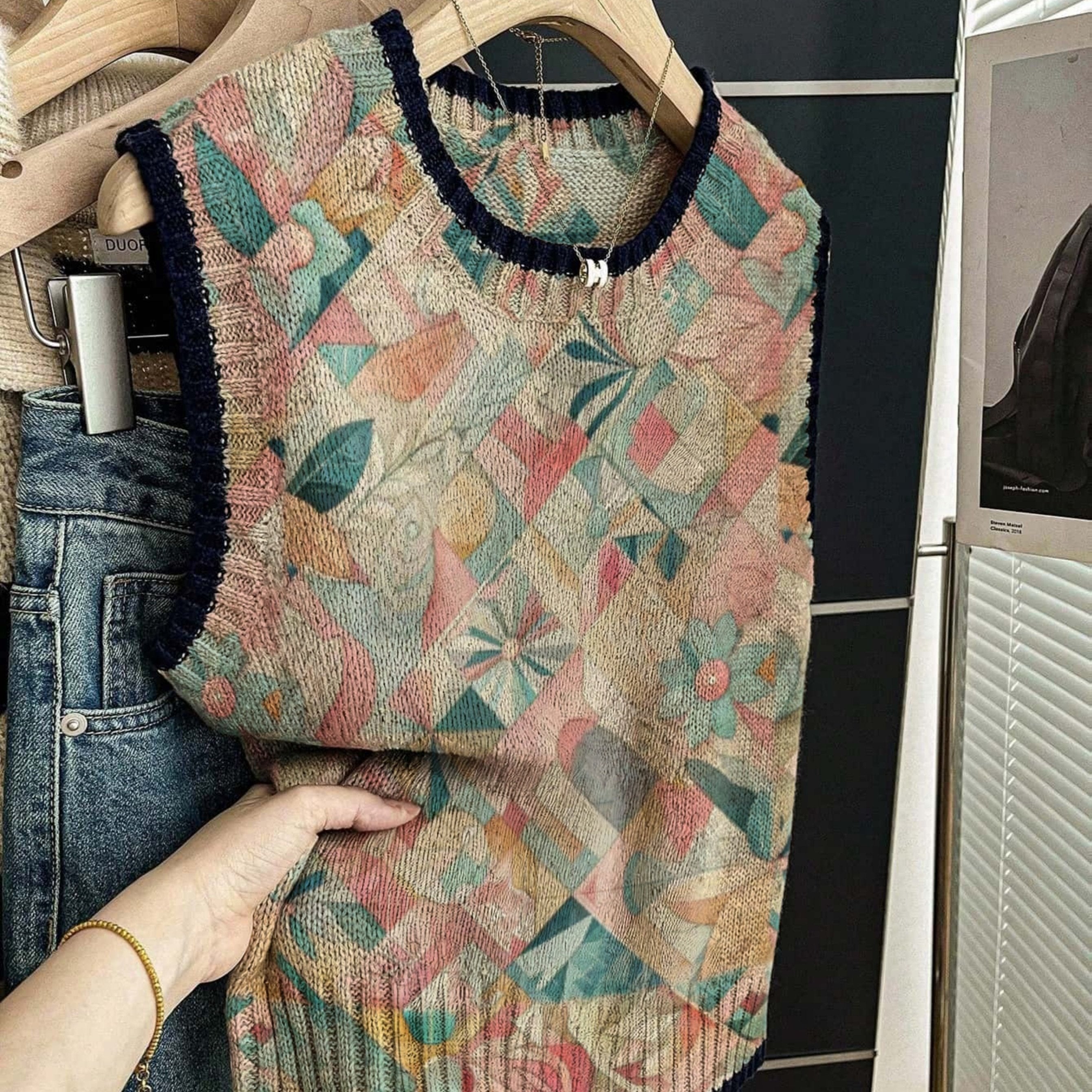 Vintage Gradient Knit Vest